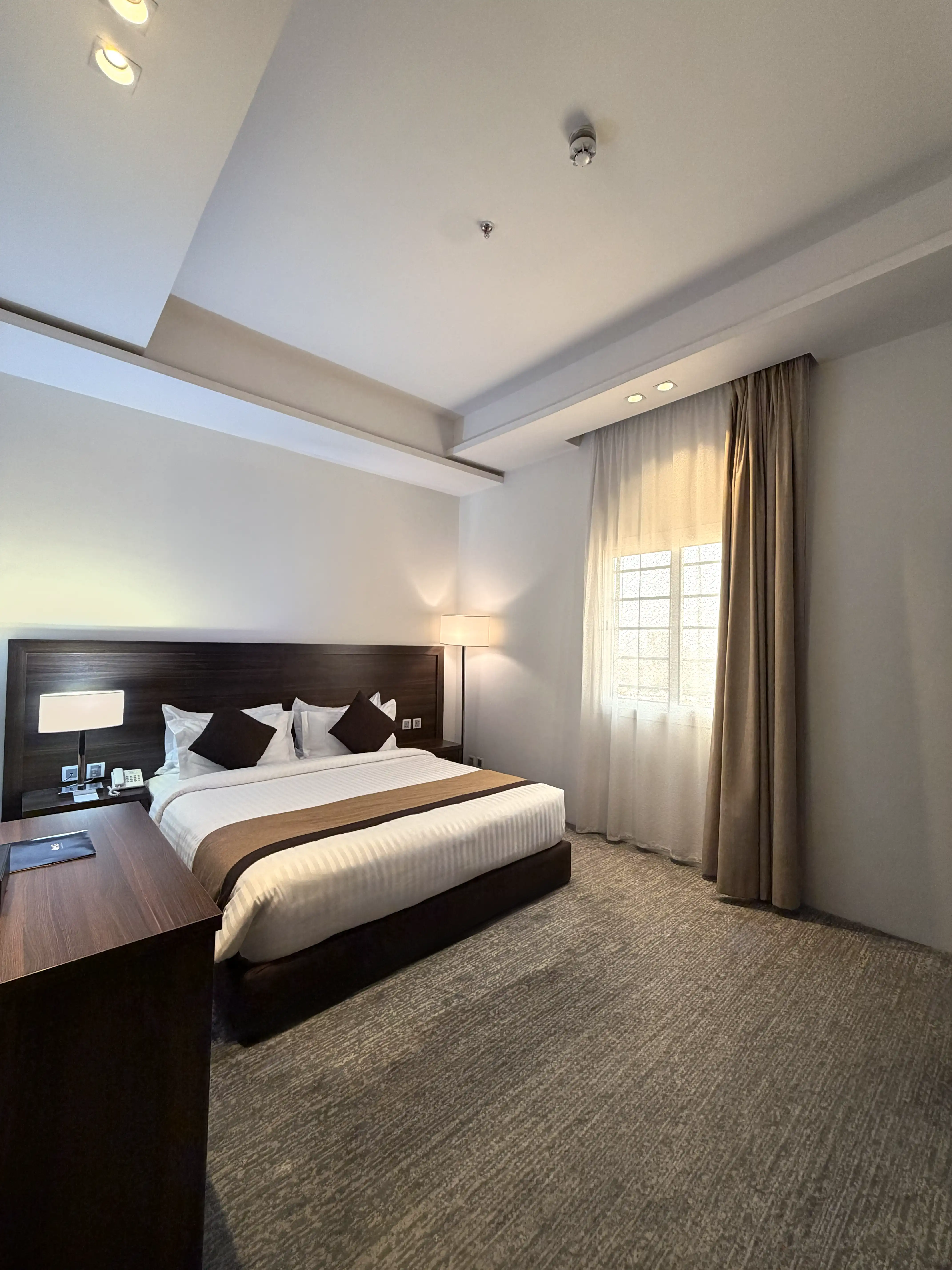 Standard king room